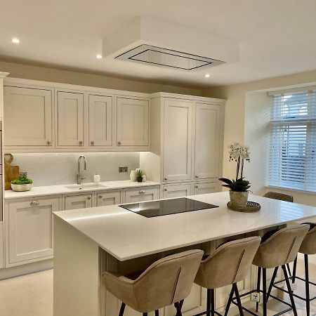Edge Mere Apartment, 보우네스온윈더미어 외부 사진